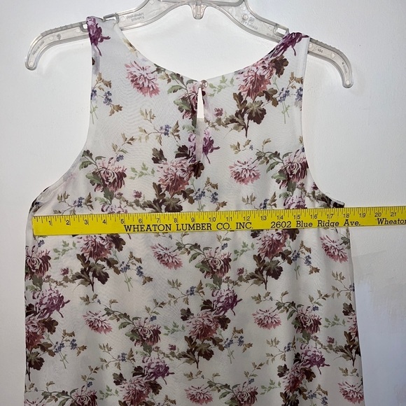 🏷️ 2/$20 Max Studio Floral Sleeveless Tunic - Picture 4 of 5